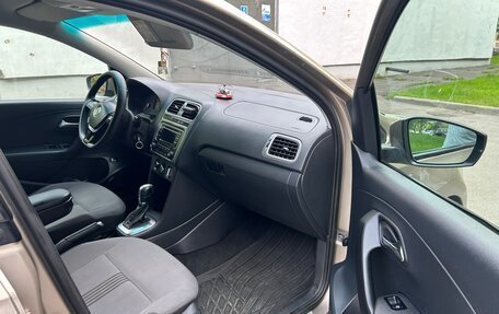 Volkswagen Polo VI (EU Market), 2016 год, 930 000 рублей, 12 фотография