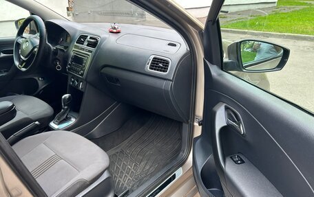 Volkswagen Polo VI (EU Market), 2016 год, 930 000 рублей, 11 фотография