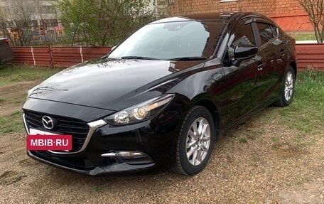 Mazda Axela, 2018 год, 1 650 000 рублей, 2 фотография