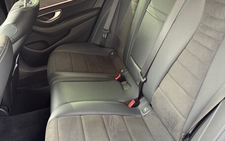 Mercedes-Benz E-Класс, 2019 год, 4 200 000 рублей, 19 фотография