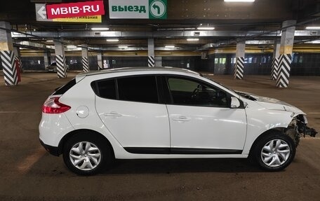 Renault Megane III, 2013 год, 600 000 рублей, 13 фотография