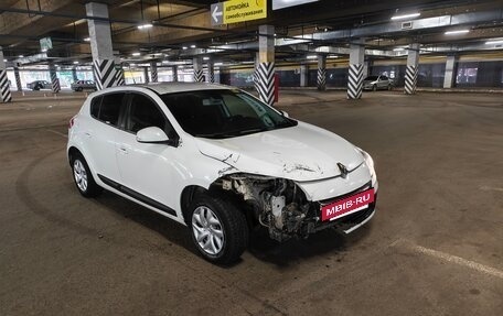 Renault Megane III, 2013 год, 600 000 рублей, 20 фотография