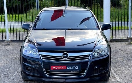 Opel Astra H, 2013 год, 709 000 рублей, 2 фотография
