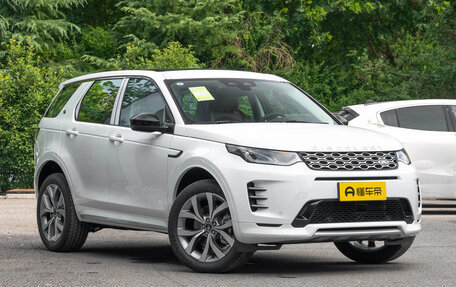 Land Rover Discovery Sport I рестайлинг, 2025 год, 5 249 000 рублей, 3 фотография