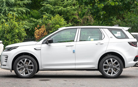 Land Rover Discovery Sport I рестайлинг, 2025 год, 5 249 000 рублей, 4 фотография