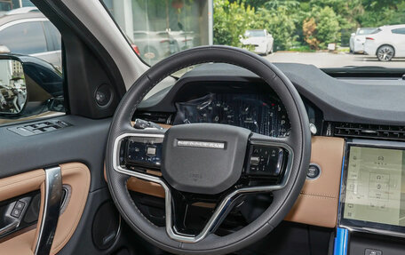Land Rover Discovery Sport I рестайлинг, 2025 год, 5 249 000 рублей, 11 фотография