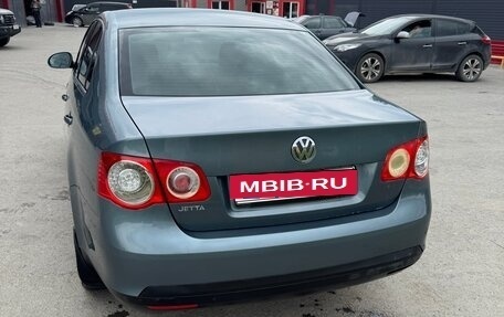 Volkswagen Jetta VI, 2006 год, 550 000 рублей, 3 фотография