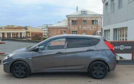 Hyundai Solaris II рестайлинг, 2011 год, 700 000 рублей, 8 фотография
