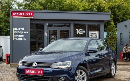 Volkswagen Jetta VI, 2011 год, 899 000 рублей, 1 фотография