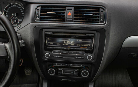 Volkswagen Jetta VI, 2011 год, 899 000 рублей, 7 фотография