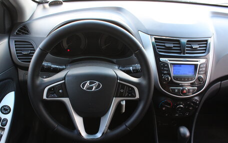 Hyundai Solaris II рестайлинг, 2011 год, 715 000 рублей, 15 фотография