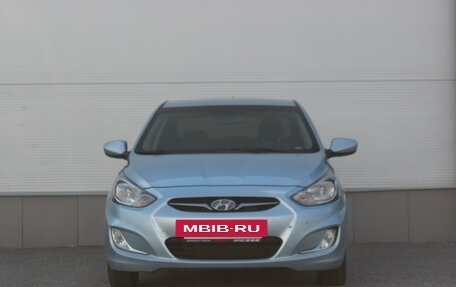 Hyundai Solaris II рестайлинг, 2011 год, 715 000 рублей, 3 фотография