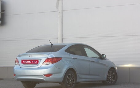 Hyundai Solaris II рестайлинг, 2011 год, 715 000 рублей, 2 фотография