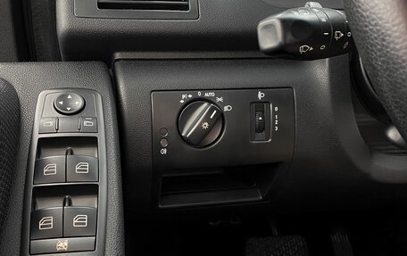 Mercedes-Benz A-Класс, 2011 год, 700 000 рублей, 19 фотография