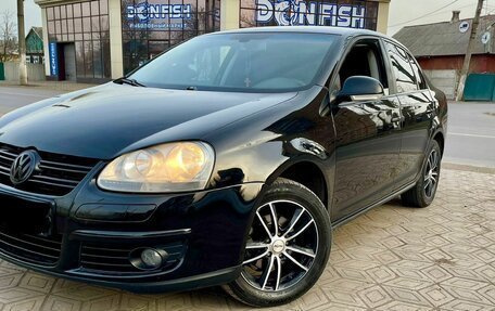 Volkswagen Jetta VI, 2009 год, 665 000 рублей, 1 фотография