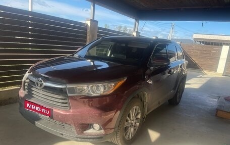 Toyota Highlander III, 2014 год, 2 700 000 рублей, 1 фотография