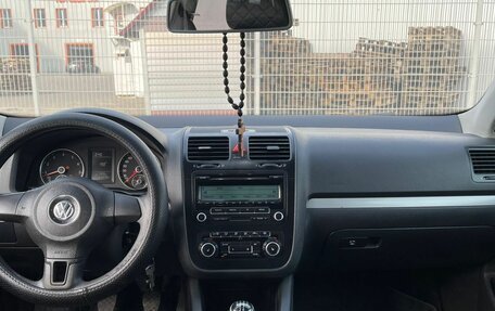 Volkswagen Jetta VI, 2009 год, 665 000 рублей, 9 фотография