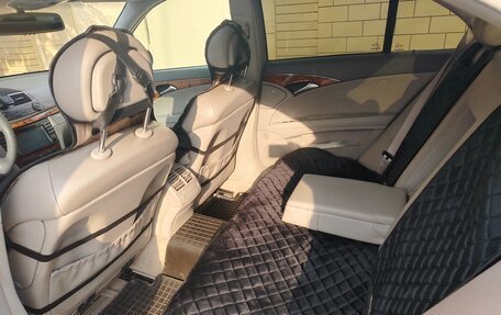 Mercedes-Benz E-Класс, 2003 год, 740 000 рублей, 9 фотография