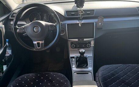 Volkswagen Passat B7, 2011 год, 1 200 000 рублей, 3 фотография