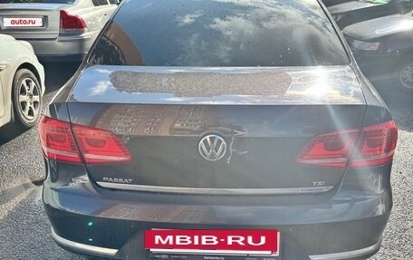 Volkswagen Passat B7, 2011 год, 1 200 000 рублей, 2 фотография