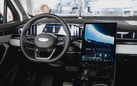 Geely Atlas, 2024 год, 3 779 900 рублей, 21 фотография