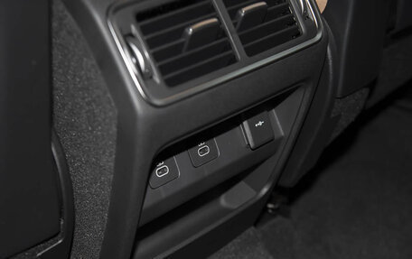 Land Rover Discovery Sport I рестайлинг, 2025 год, 5 249 000 рублей, 26 фотография