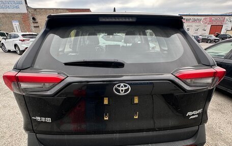 Toyota RAV4, 2025 год, 3 600 000 рублей, 4 фотография