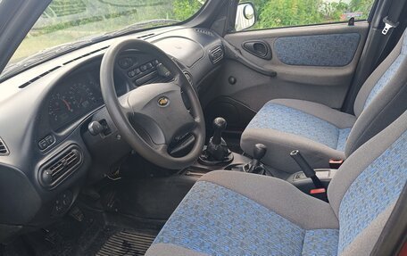 Chevrolet Niva I рестайлинг, 2005 год, 290 000 рублей, 3 фотография