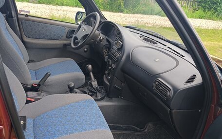 Chevrolet Niva I рестайлинг, 2005 год, 290 000 рублей, 14 фотография