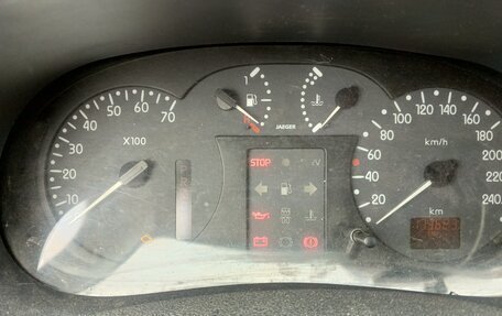 Renault Clio III, 2001 год, 120 000 рублей, 8 фотография