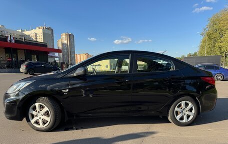 Hyundai Solaris II рестайлинг, 2013 год, 780 000 рублей, 2 фотография