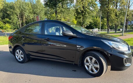 Hyundai Solaris II рестайлинг, 2013 год, 780 000 рублей, 3 фотография