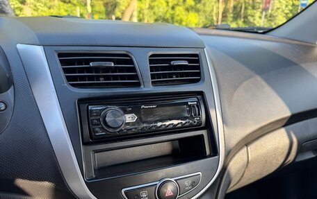 Hyundai Solaris II рестайлинг, 2013 год, 780 000 рублей, 7 фотография
