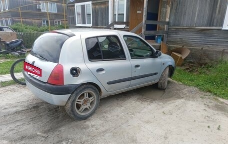 Renault Clio III, 2001 год, 120 000 рублей, 5 фотография