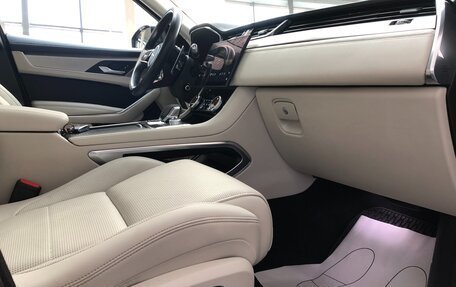 Jaguar F-Pace, 2021 год, 5 200 000 рублей, 21 фотография