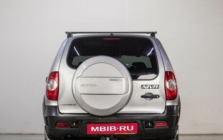 Chevrolet Niva I рестайлинг, 2012 год, 579 000 рублей, 6 фотография