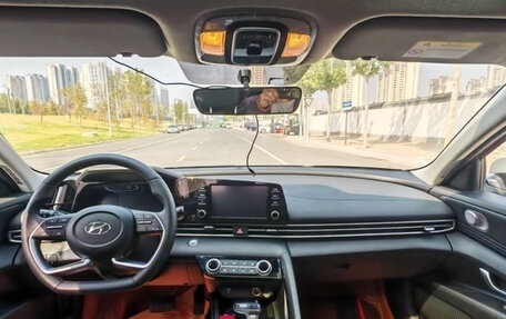 Hyundai Elantra, 2022 год, 1 450 000 рублей, 7 фотография