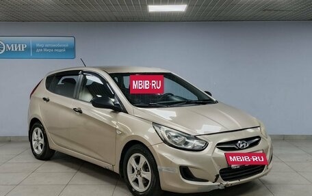Hyundai Solaris II рестайлинг, 2011 год, 600 000 рублей, 3 фотография