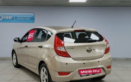 Hyundai Solaris II рестайлинг, 2011 год, 600 000 рублей, 7 фотография