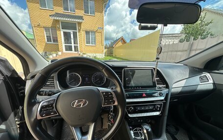 Hyundai Sonata VII, 2017 год, 1 400 000 рублей, 2 фотография