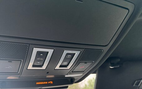 Jaguar XE I рестайлинг, 2019 год, 3 200 000 рублей, 9 фотография