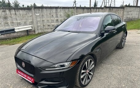 Jaguar XE I рестайлинг, 2019 год, 3 200 000 рублей, 26 фотография