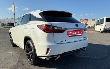 Lexus RX IV рестайлинг, 2019 год, 4 800 000 рублей, 3 фотография