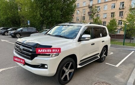 Toyota Land Cruiser 200, 2017 год, 6 000 000 рублей, 7 фотография