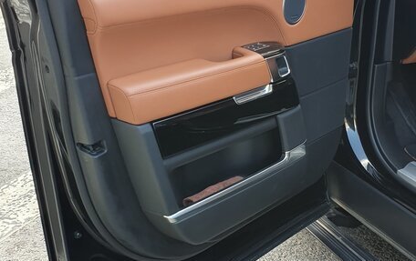 Land Rover Range Rover IV рестайлинг, 2017 год, 8 900 000 рублей, 23 фотография