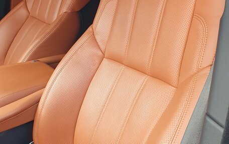 Land Rover Range Rover IV рестайлинг, 2017 год, 8 900 000 рублей, 28 фотография