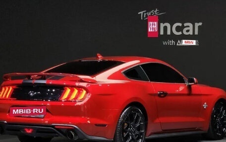 Ford Mustang VI рестайлинг, 2022 год, 3 365 000 рублей, 2 фотография