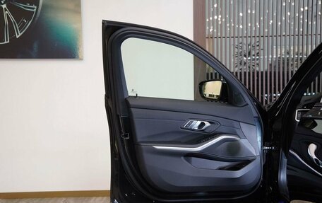 BMW 3 серия, 2021 год, 4 750 000 рублей, 38 фотография