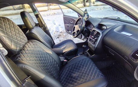 Mitsubishi Carisma I, 2003 год, 399 999 рублей, 1 фотография