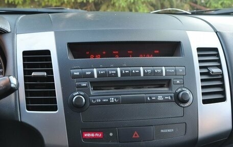 Mitsubishi Outlander III рестайлинг 3, 2011 год, 1 100 000 рублей, 13 фотография